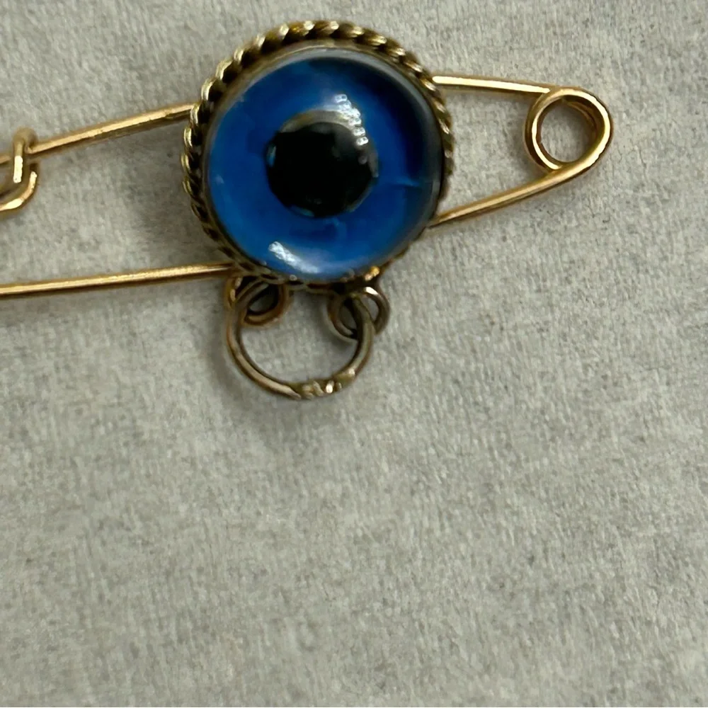 NEW - Vintage 14KT Solid Gold Evil Watchful Eye Safety Pin Pendant Charm Lucky